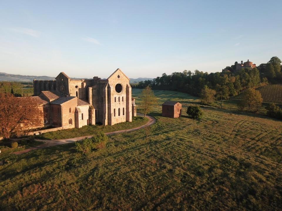 Agriturismo La Via Dell'Oliviera Ciciano Экстерьер фото